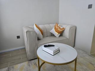 Haven Studio Apartment Near JKI & SGR With Swimming pool & Gym - 6