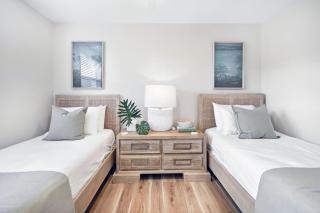 Watershed Beach Retreat 329 - 1