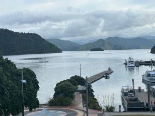 Oxleys 404 one bedroom with sea views - 2