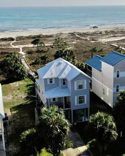 Family Tides by Coastline Vacation Rentals - 0