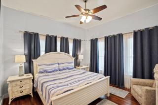 Ivey House by Coastline Vacation Rentals - 3