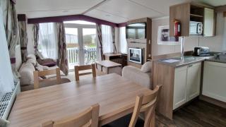 Betty by the Bay, Pagham Caravan Stay - Pagham - 9