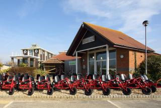 Betty by the Bay, Pagham Caravan Stay - Pagham - 1