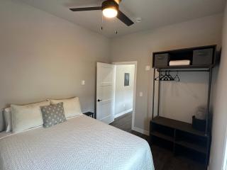 Downtown Minimalist Apartment - 8