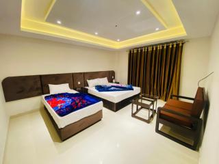 7 Creek Hotel Naran - 5