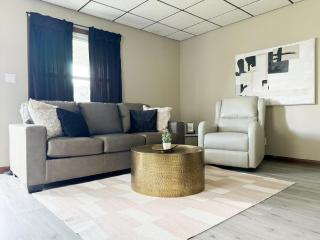 Parkland Home KING 2Bedroom Townhome in Evv - 8