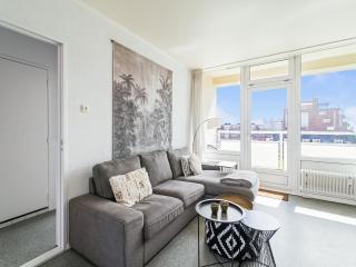 Apartment near North Sea and Lighthouse - 9