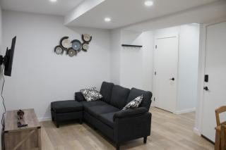 2 Bedrooms 1 bath Private Suite Near Banff - Calgary - 8