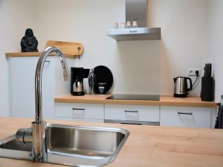 Charming Garden Retreat - 6