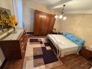 A due passi dal centro - 4