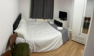 Budget Ensuit Room, Quiet Stay, East London, Fast WiFi, Steps Away From London Eye, Near Metro - Londra - 8