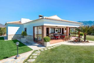 Villa Algazara by Villa Plus - 2