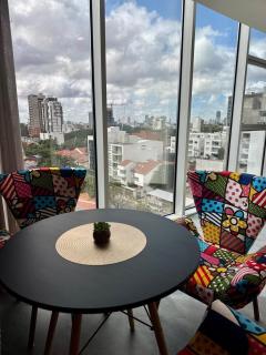 POX - The world of Romero Brito in the Green Tower - 6