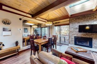 Creekside Retreat - 7