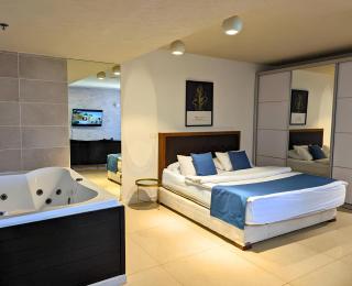 Luxury Suite with Jacuzzi on the beach by Almog Beach Haifa - 2