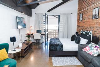 Studio Craft at 365 - 0