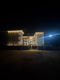 Ritz luxourious apartments - 0