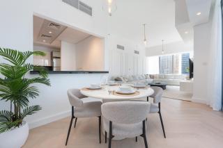 StayShort - Luxury 2BR Canal View - Silverene Dubai Marina - 8