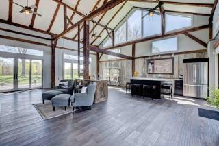 Longpond Farm House and Loft - 1