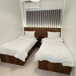 Royal Stay Villa 3 bedrooms Family only - Gedda - 4