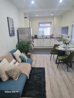 Lohia Nights - Middlesbrough - 8