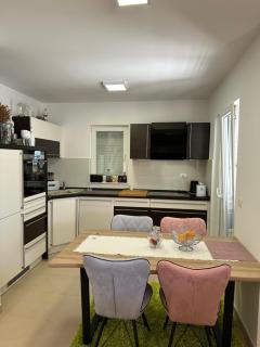 Luxury apartment with PRIVATE swimming pool - 5