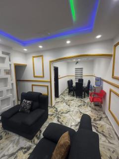 Royal Homes Shortlet Apartment - 8