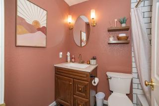 River Fun Awaits Pool, Putting Green, Arcade and More, Sleeps 8 - Yuma - 9
