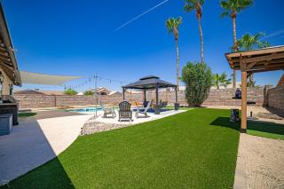 River Fun Awaits Pool, Putting Green, Arcade and More, Sleeps 8 - Yuma - 6