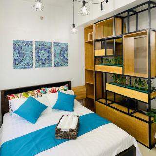 Designer Retreat in the Heart of Cubao - Manila - 4