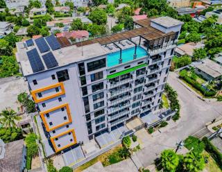 2BR Condo with Rooftop Pool - G28 - Kingston - 2