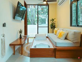 La Linda Luxury Two Story Apartment Huge Terrace Next to the Pool - Tulum Pueblo - 4