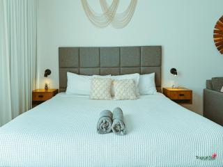 Aldea Zama Apartment King Bed Sofa Kitchen Full Gym Wifi Cinema - Tulum - 9