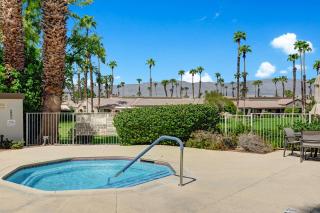 VB623 - Suite Sycamore - Meredith Lodging - 6