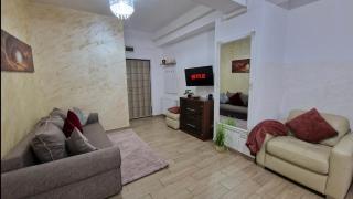 Luxurious Central Apartments near Palas Mall - 9