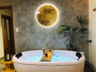 Uai House Casa com Jacuzzi, cromoterapia e colchão massageador - Poços de Caldas - 0
