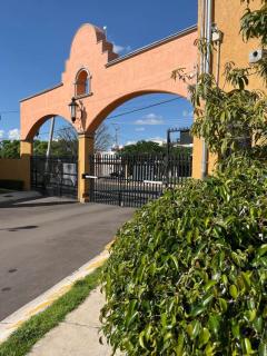 Casa en hermosa privada - Tejeda - 2