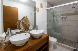 Beachfront Condo AC Pool WiFi Laundry - Cancún - 5