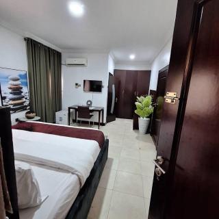 Aurora flat lekki - 1