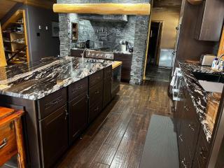 Southview Lodge - Valemount - 1