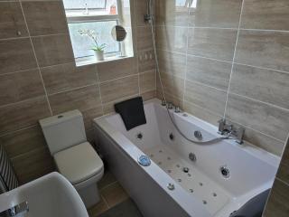 Britannia House - Rowley Regis - 4