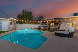 *4 Min 2 Nightlife*HUGE Cabana Pool*Spa*Golf*BBQ - 3