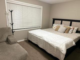 Jaspreet Home - Airdrie - 2