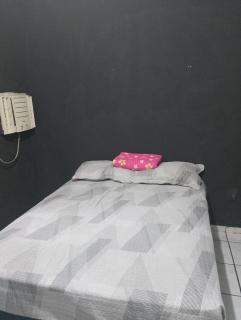 Casa bem localizada - 2