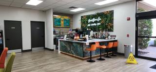 Family Townhouse with Waterpark - Minutes from Disney - 1