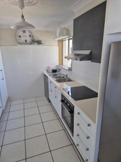 Mykonos Absolute beachfront apartments - Gold Coast - 2