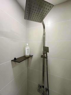 Brand new!! A City lights Studio at Congressional Ave - CTC 2 - 6