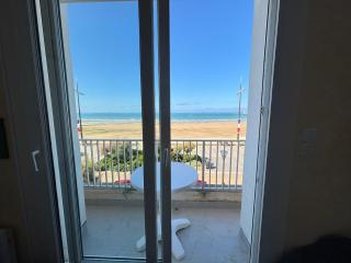 Studio 4 pers sur remblai face plage - FR-1-197-634 - 2