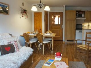 Appartement 3 pièces pour 6 pers. avec balcon et parking - FR-1-263-579 - 0