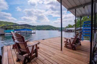 Charming Waterfront Cabin - Sleeps 10 - 6
